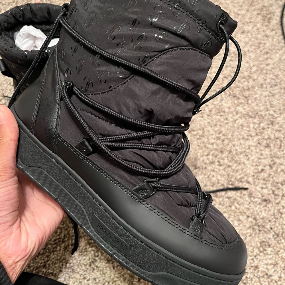 Jimmy Choo Wanaka Boots (BRAND NEW) never worn. Too small.